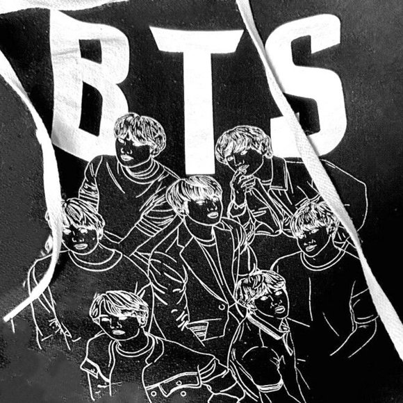 BTS Bangtan South Korean Boy Band Hoodie Womens M 2019 Rose Bowl Stadium Concert - Picture 2 of 5